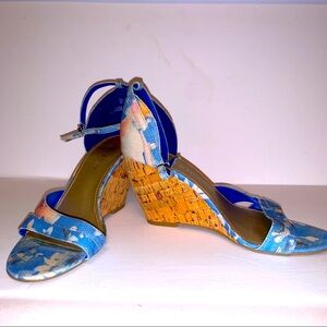 Pesaro Skye Blue Summer Wedge adorable boho chic floral and gold  Sandals size 8